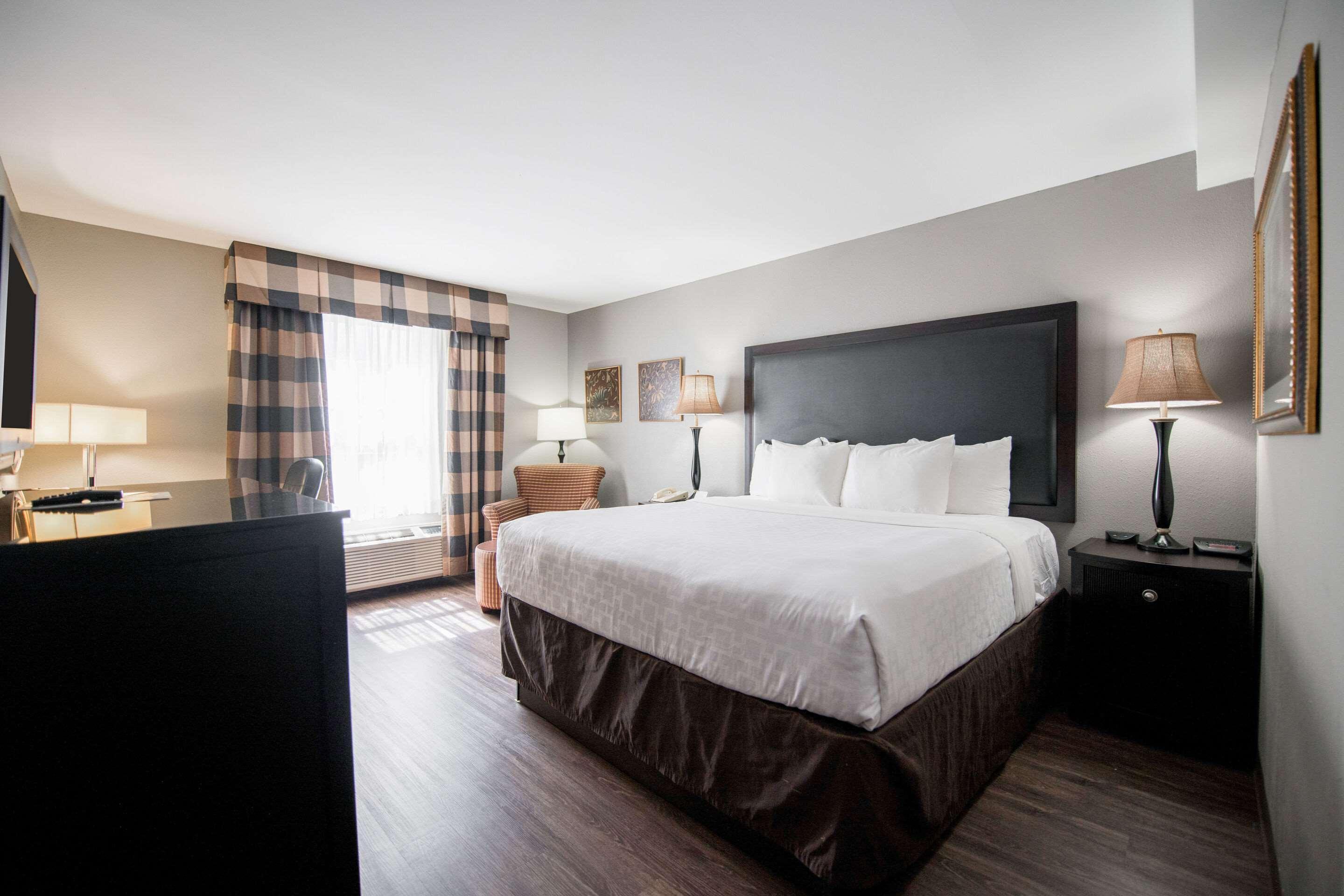 Hotel Clarion & Conference Center 3*