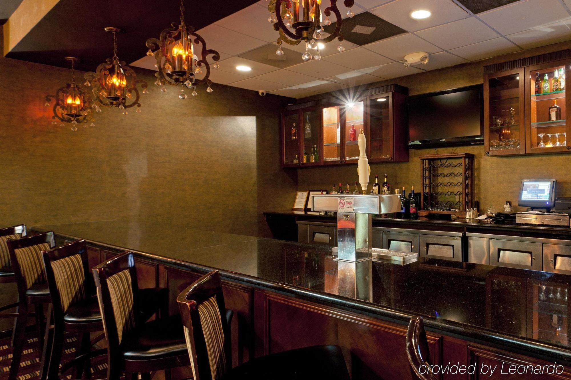Clarion & Conference Center 3*