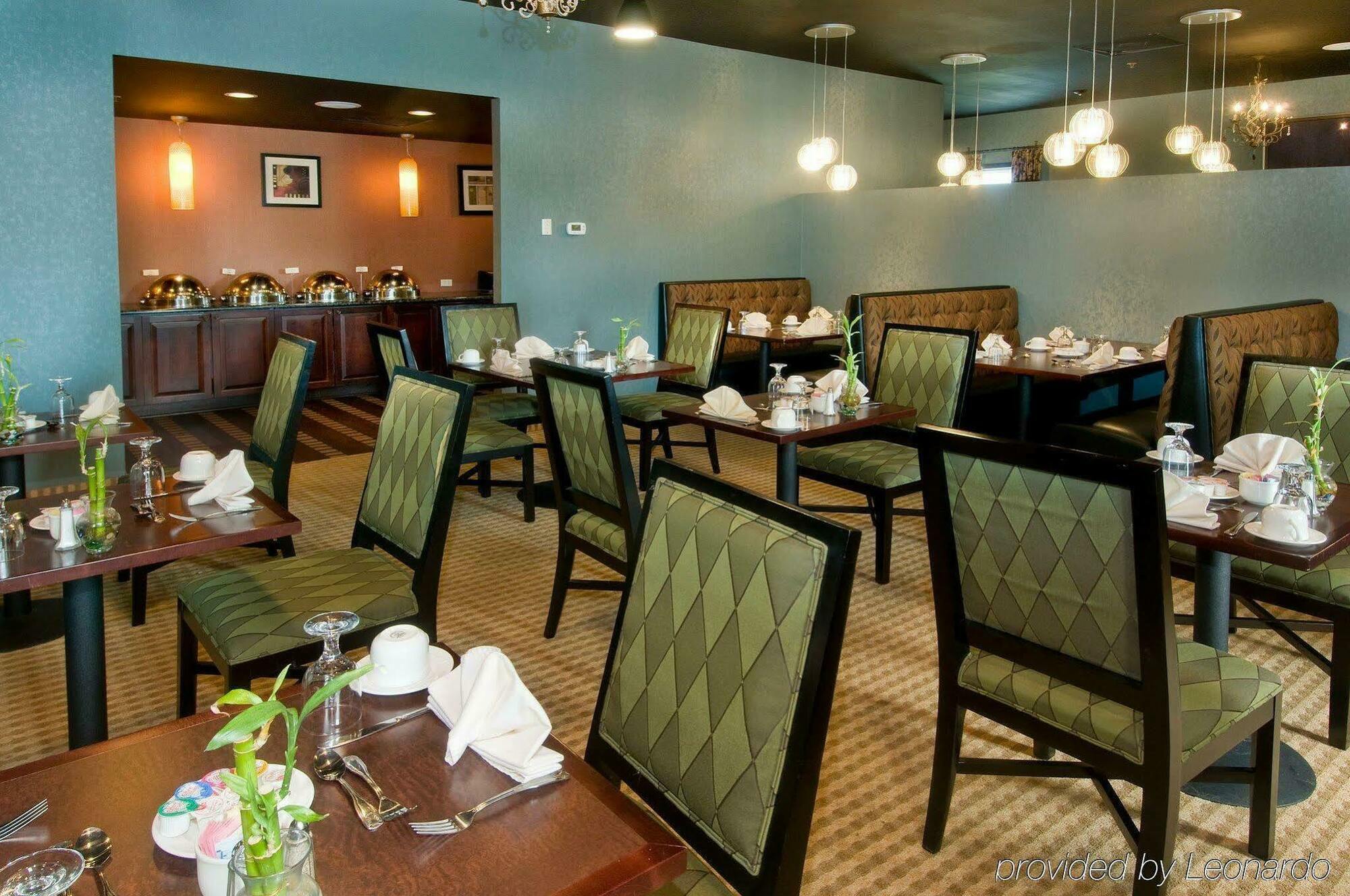 Hotel Clarion & Conference Center 3*